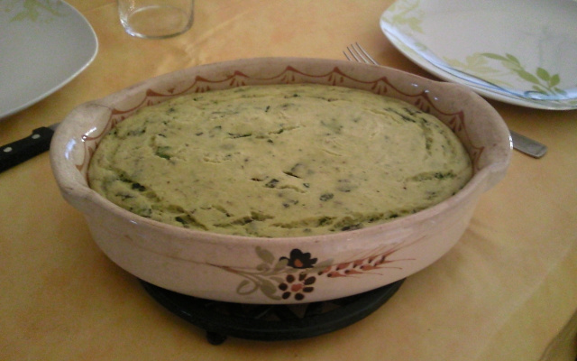 Clafoutis léger de courgettes au roquefort