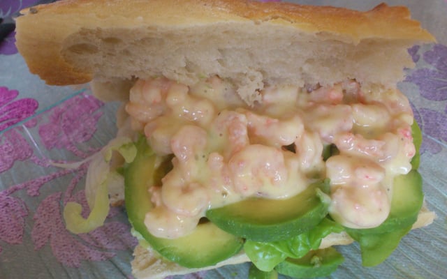 Sandwich avocat crevettes