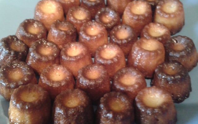 Mini-cannelés bordelais