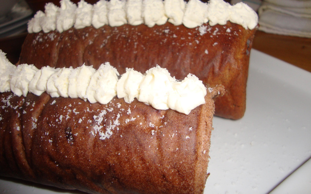 Gâteau roulé moelleux, mascarpone et cacao