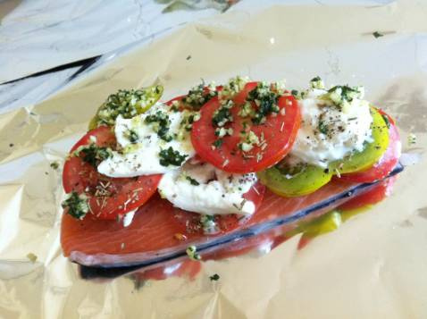 Papillote de saumon à la mozzarella maison