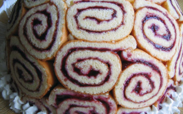 Charlotte chocolat avec biscuit façon roulé