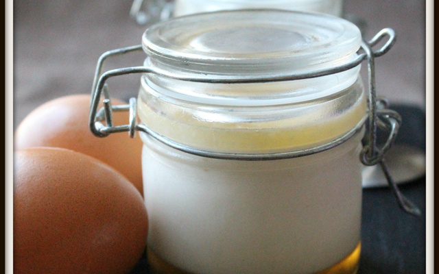 Petits pots de crème aux œufs et caramel d'érable