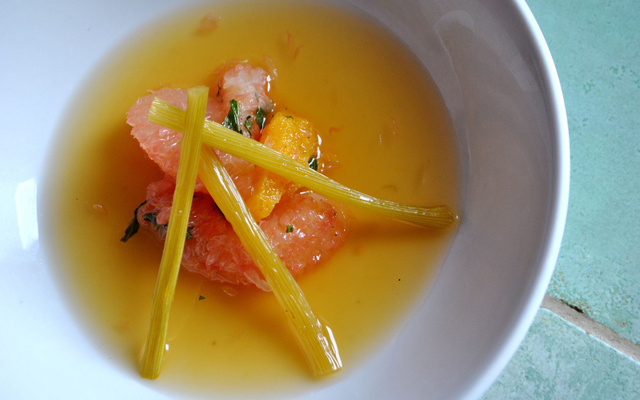 Soupe d'agrumes et fenouil confit