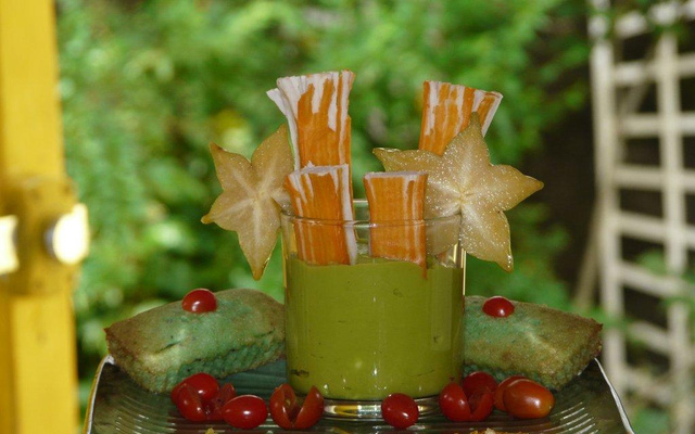 Balais de surimis-avocat en verrine