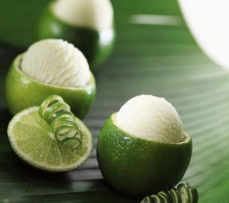 Sorbet à l'ail en citron vert givré