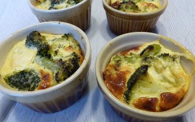 Petit flan de brocoli au parmesan
