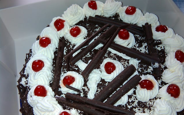 Forêt noire fruitée et parfumée