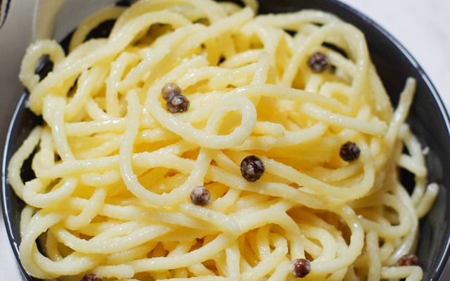 Pâtes cacio e pepe