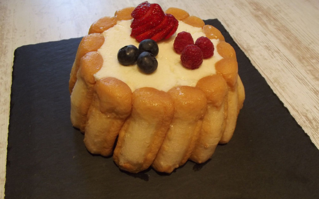 Charlotte aux poires savoureuse