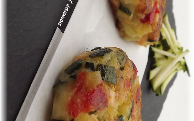 Galette de courgettes aux dés de saumon