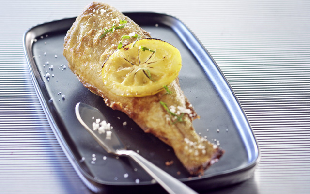 Merlan frit et citronné