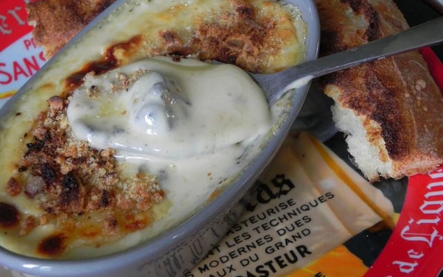 Escargots au Maroilles et à la crème d'ail