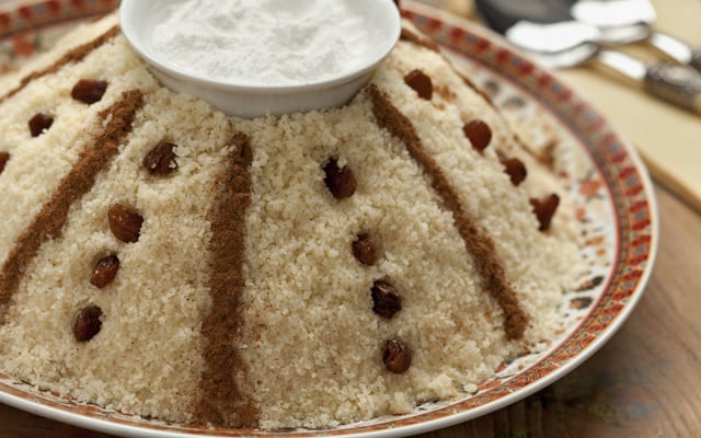 Couscous sucré à la cannelle - Seffa