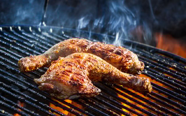 Cuisses de poulet au barbecue et sa marinade