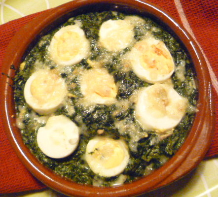 Gratin d'épinards à la béchamel et aux œufs durs