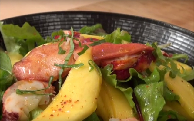 Salade de mangue au homard