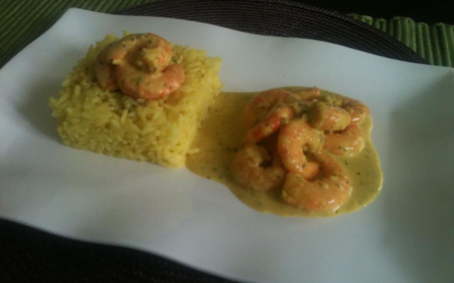 Crevettes ail et curry et son riz gourmand