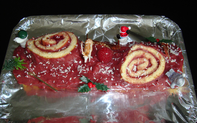 Bûche de Noël gourmande à la framboise