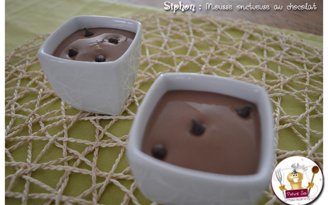 Crème mousseuse au chocolat noir