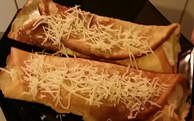 Ficelle picarde à la béchamel