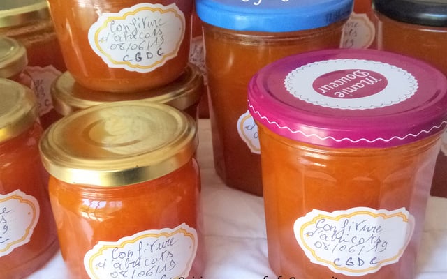 Confiture d'abricot à la fève Tonka