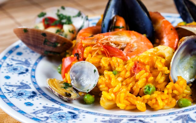 Paella safranée aux fruits de mer