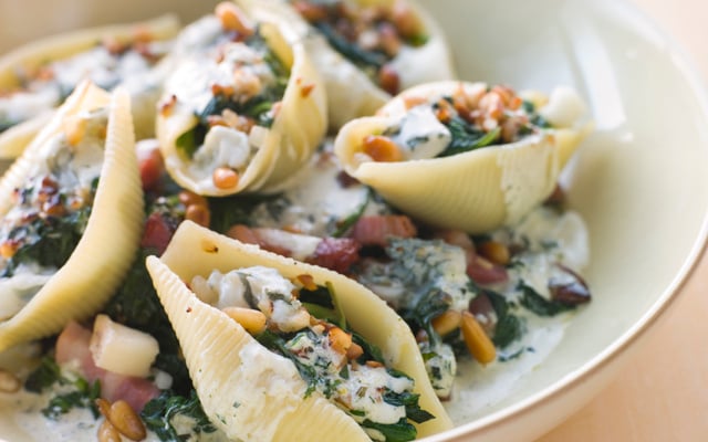 Conchiglioni farcies aux épinards