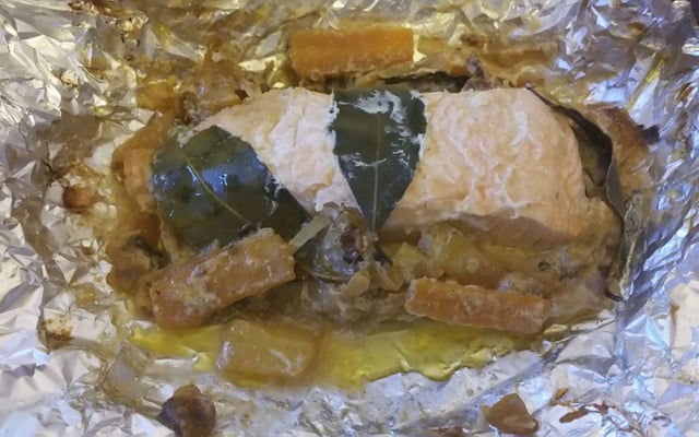 Saumon en papillote des îles