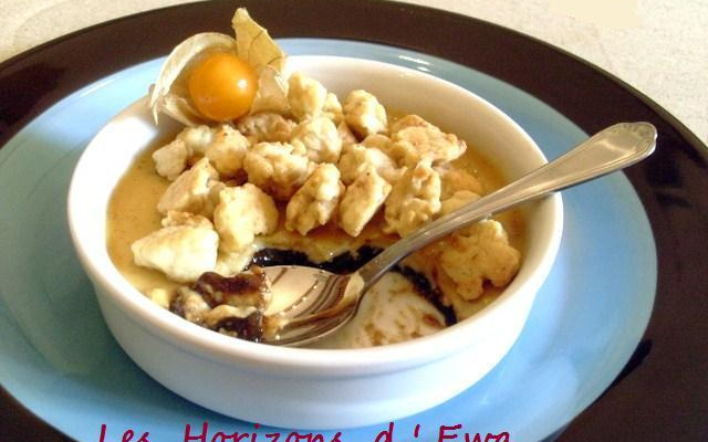 Marmelade de pruneaux, crème vanillée, croustillant à l'ail blanc de Lomagne