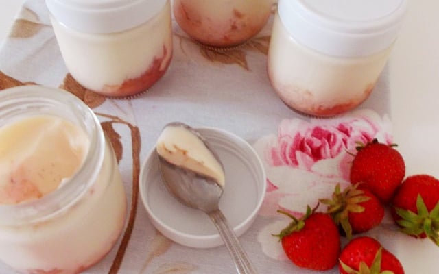 Yaourts à la compotée de fraises