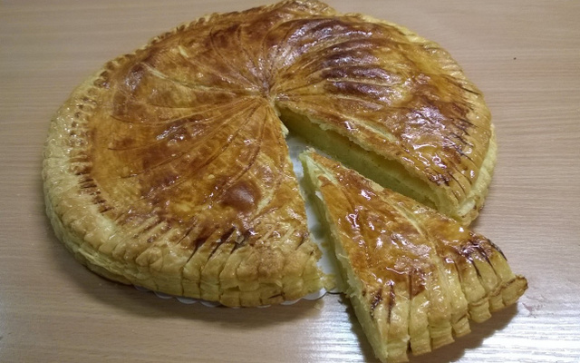 Galette des rois à la crème frangipane