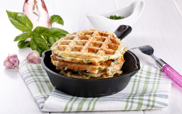 Gaufres aux courgettes, tomates et curry