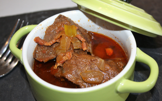 Sauté de veau aux olives et chorizo