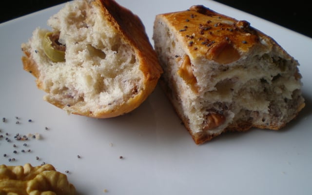 Petits pains olive-noix-pavot