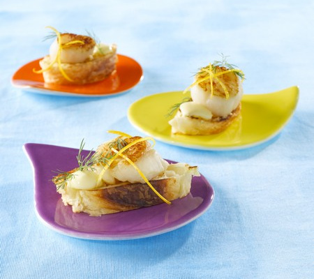 Bouchées aux Saint-Jacques et mousse d'orange