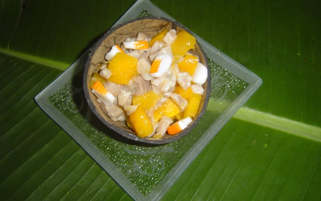 Thon à la mangue et au surimi