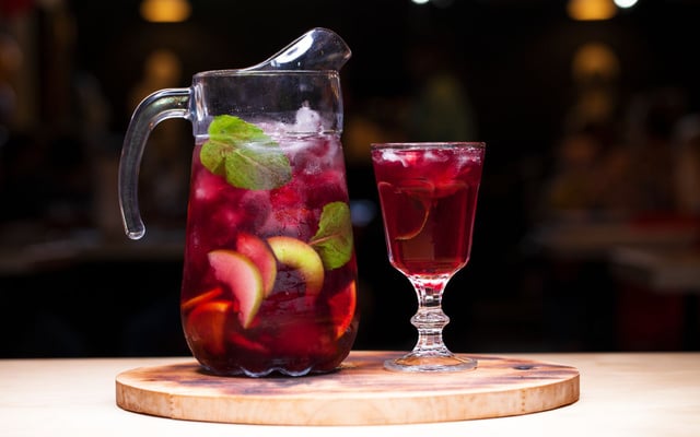 Sangria aux fruits rouges