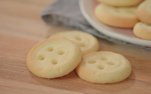 Biscuits comme des boutons