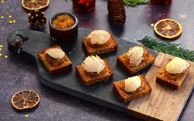 Toast de foie gras et chutney de mangue