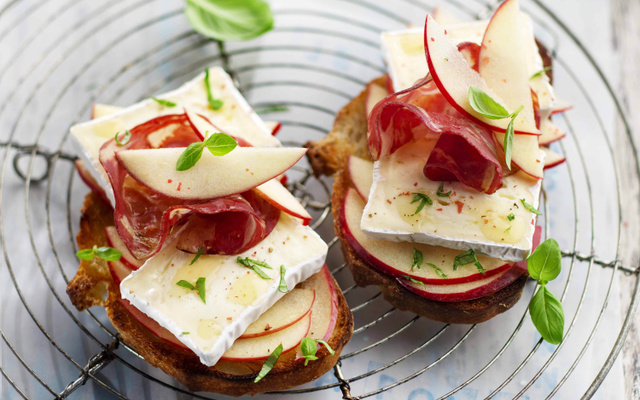 Tartine pommes, coppa et Caprice des Dieux