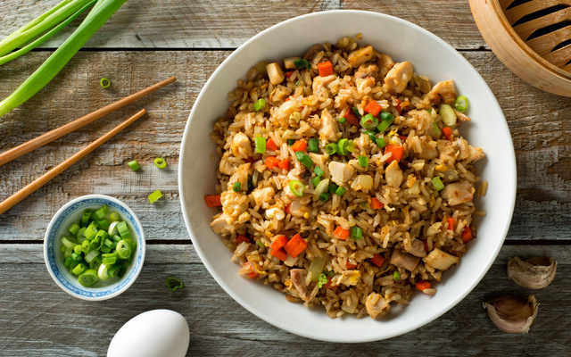 Riz sauté au poulet au Cookeo