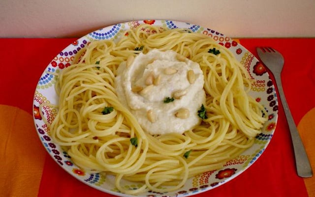 Spaghetti sauce crémeuse ricotta et artichauts