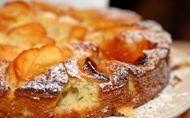 Quatre-quarts aux pommes rapide