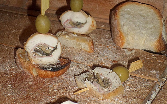 Montadito de roulé de viande