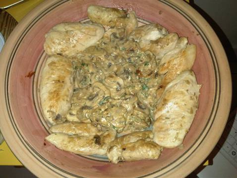 Poulet à la moutarde, à l'estragon et aux champignons