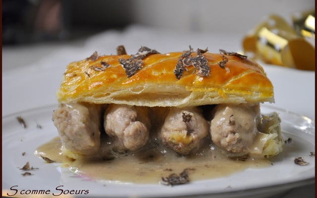 Feuilletés de quenelles et ris de veau à la truffe