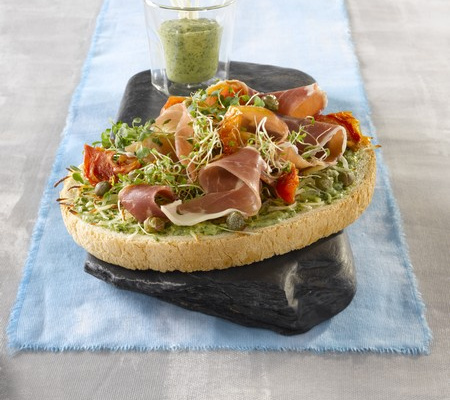 Bruschetta à la roquette et au jambon de Parme
