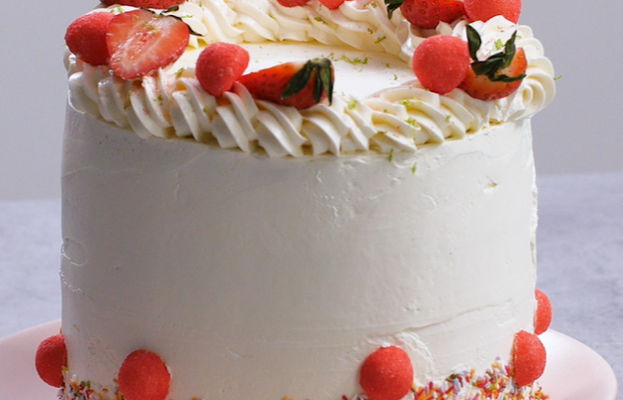 Layer cake aux fraises Tagada
