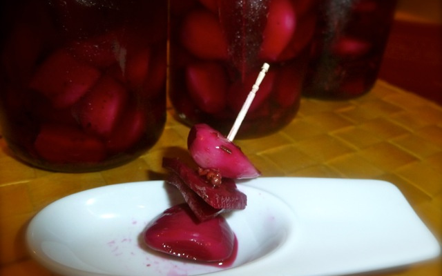 Ail et betterave marinés à la russe